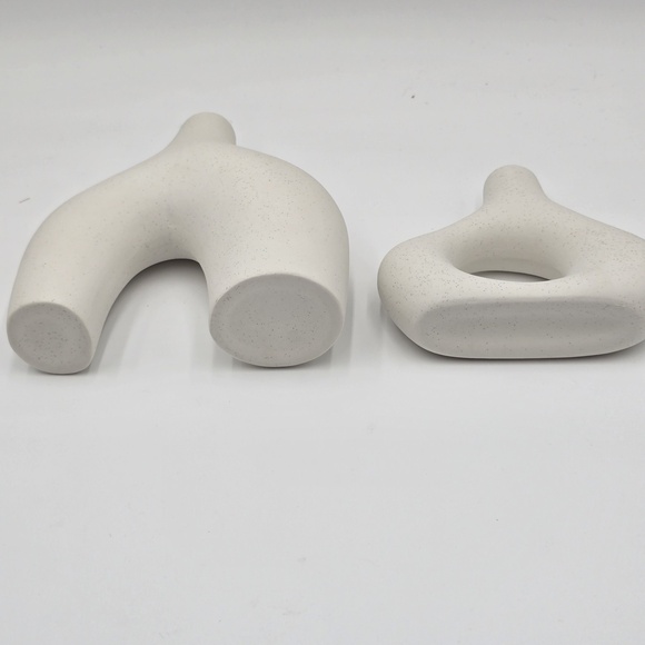 Carrot's Den Donut Vase Set of 2 - White Large Ceramic Vase - Minimalist Nord... - Picture 2 of 5